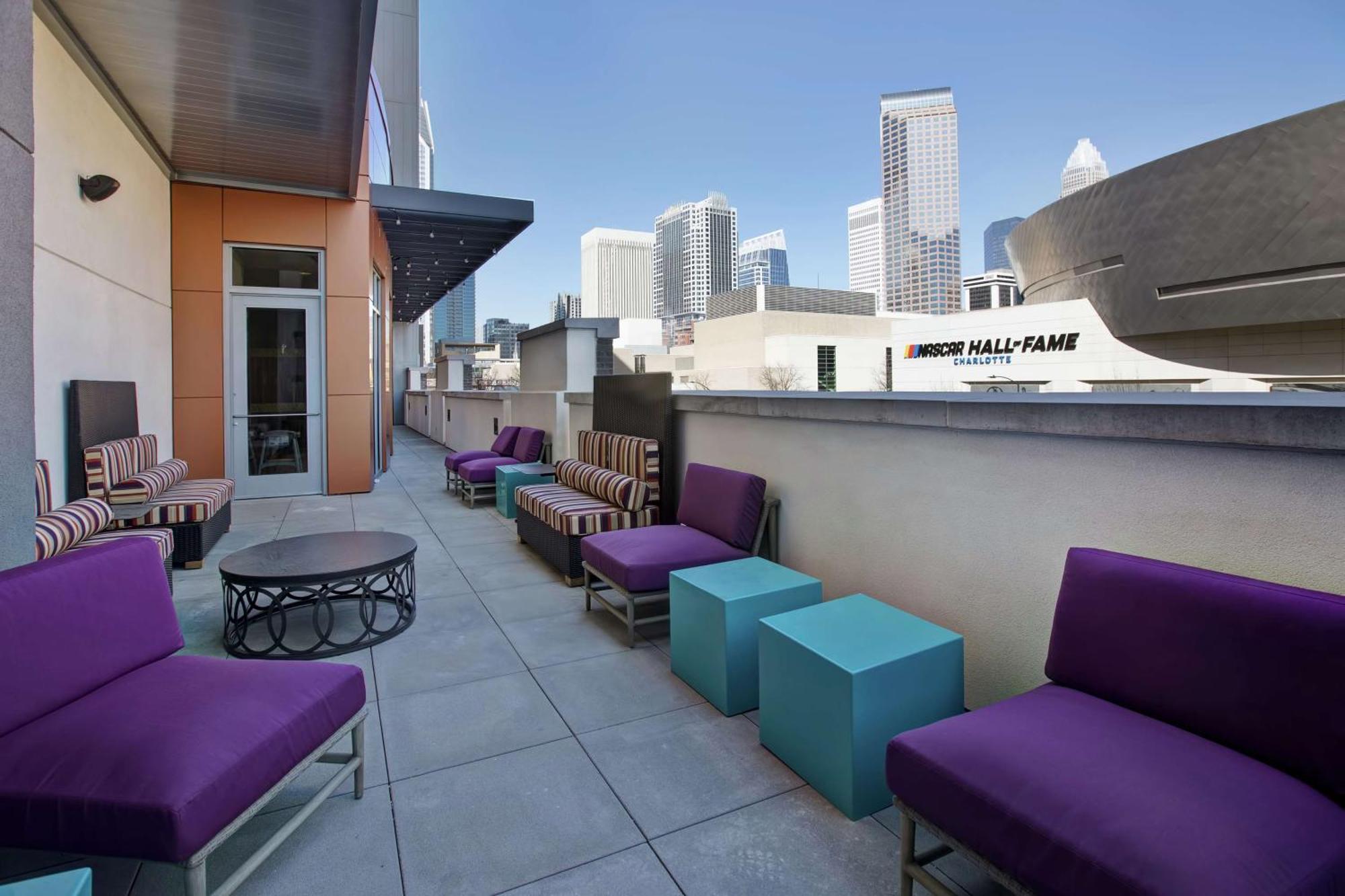 Home2 Suites By Hilton Charlotte Uptown Esterno foto