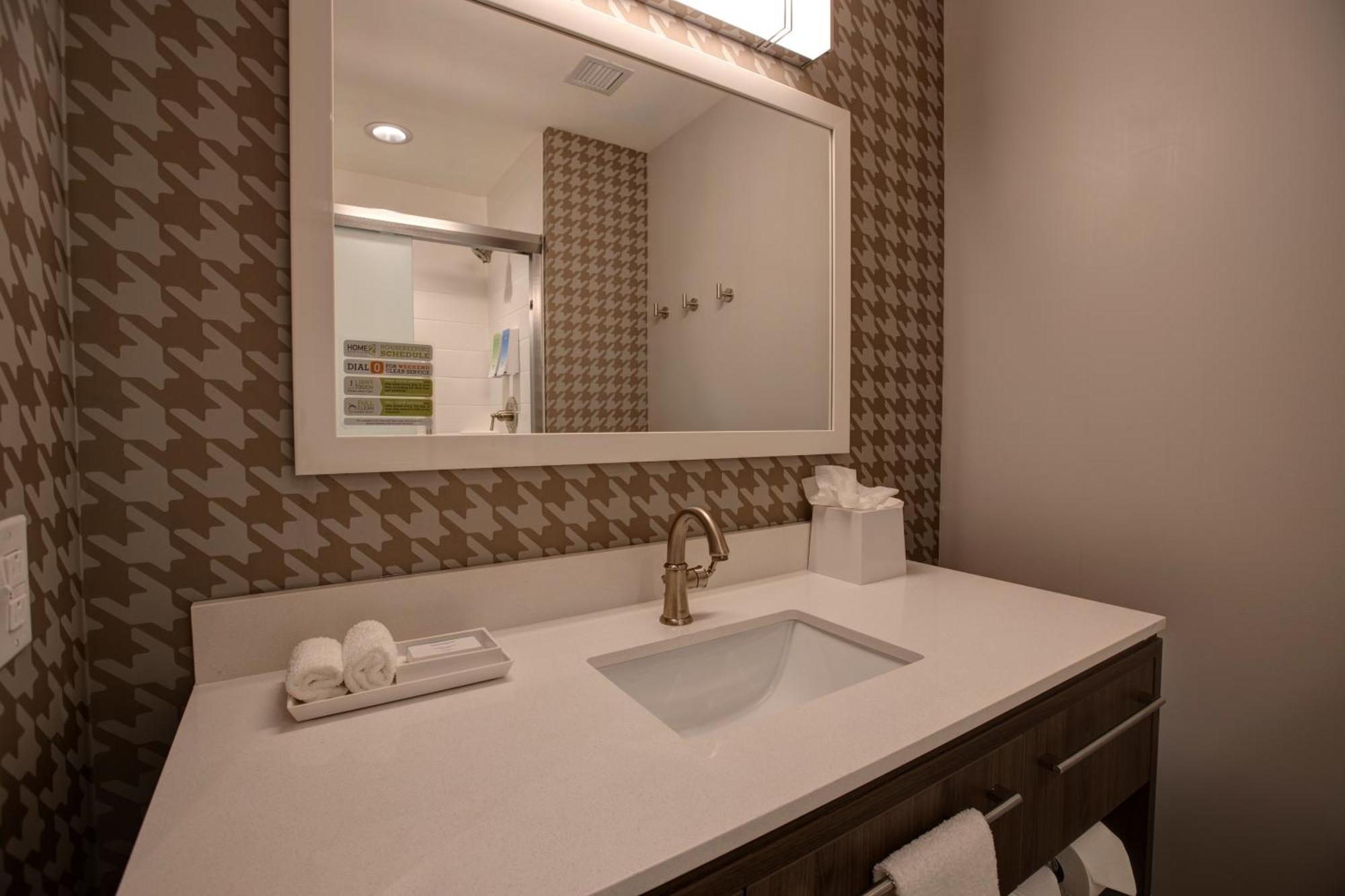 Home2 Suites By Hilton Charlotte Uptown Esterno foto